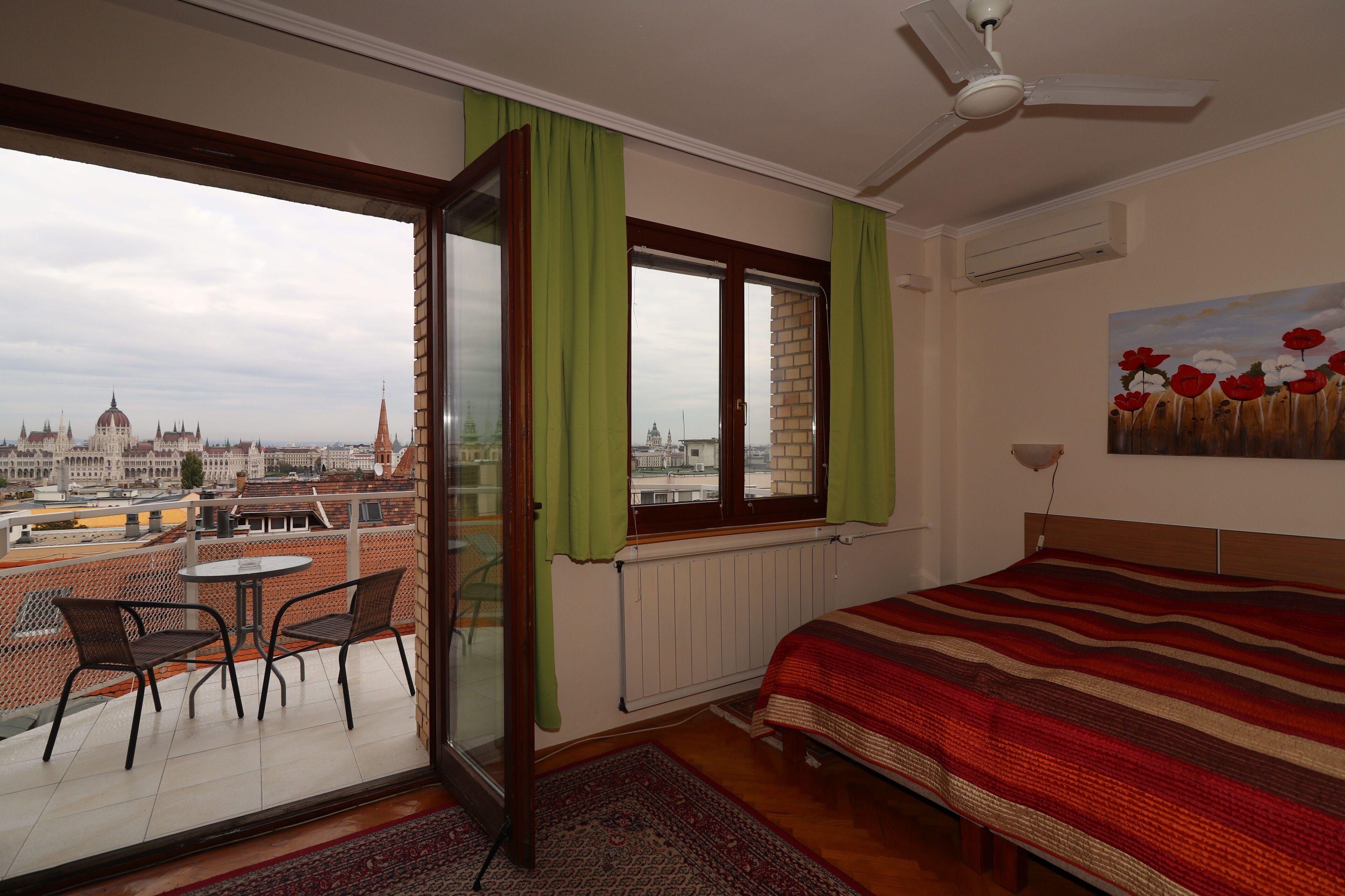 Budavar Bed And Breakfast — Photos 3